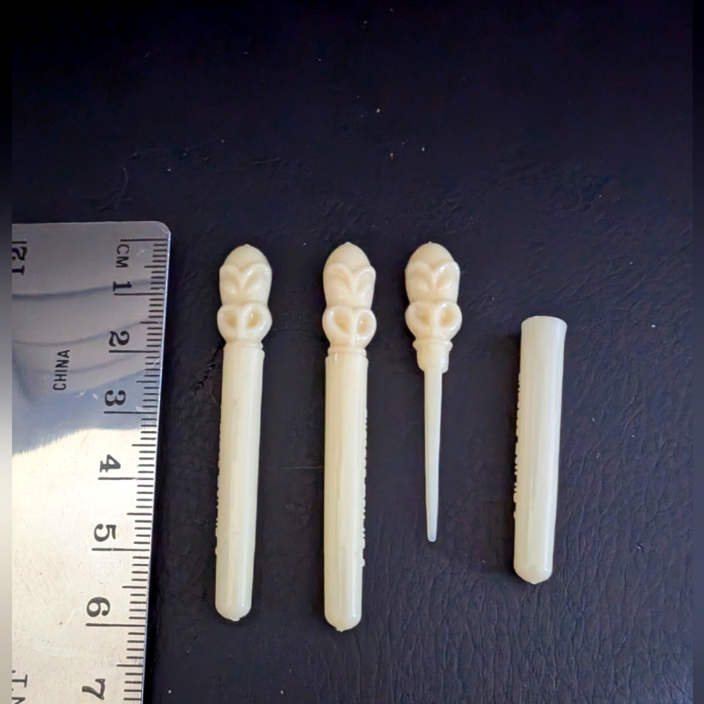 3 Rare Vintage Air New Zealand Souvenir Toothpick And Holder